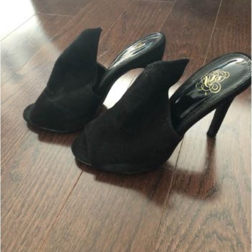 Black Heeled Mules